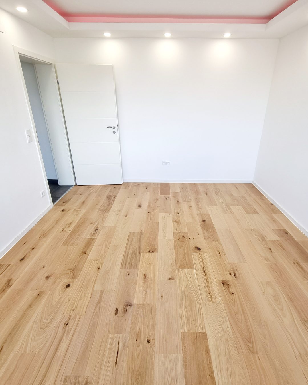 Wohnungsrenovierung in Nürnberg-Gostenhof mit neuem Boden, 2025